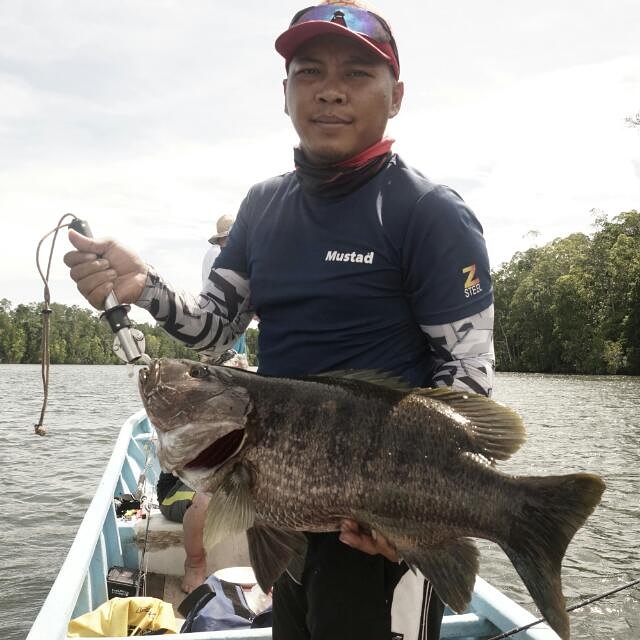 Balobe Sontong (Nino) , ketua Garoupa Fishing Community Sorong.dokumentasi Balobe Sontong